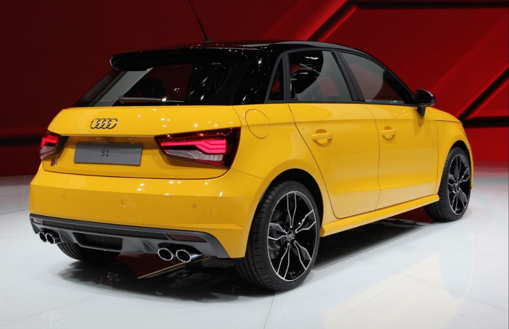 alt="Destaca la opción en techo con contraste en el Audi A1"