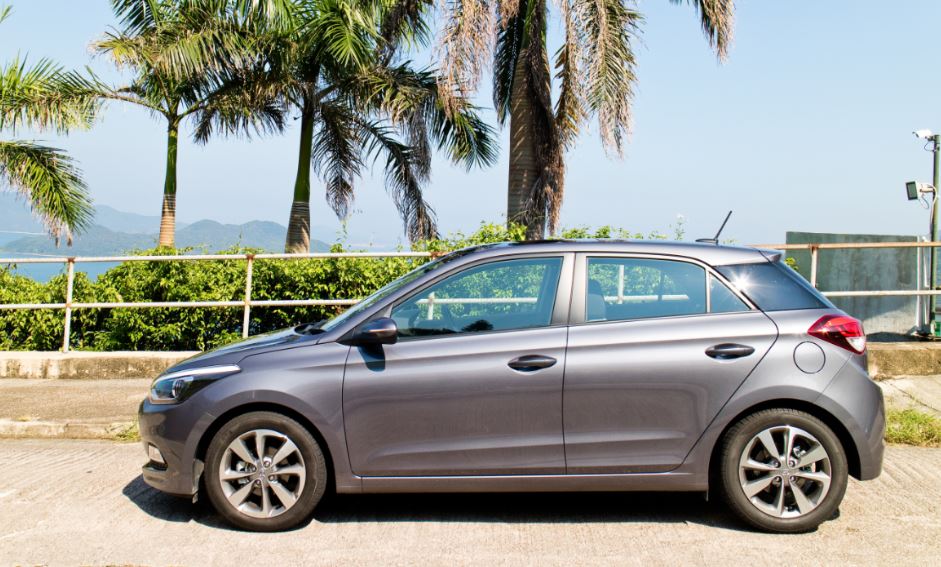 alt="El hyundai i20 ha crecido respecto a su antecesor"