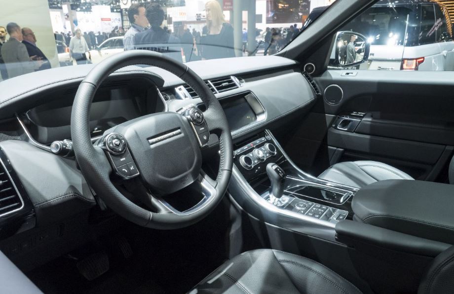 alt="Interior del nuevo Range Rover Sport"