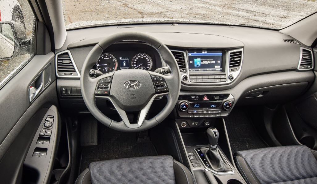 alt="Interior del nuevo Hyundai Tucson"