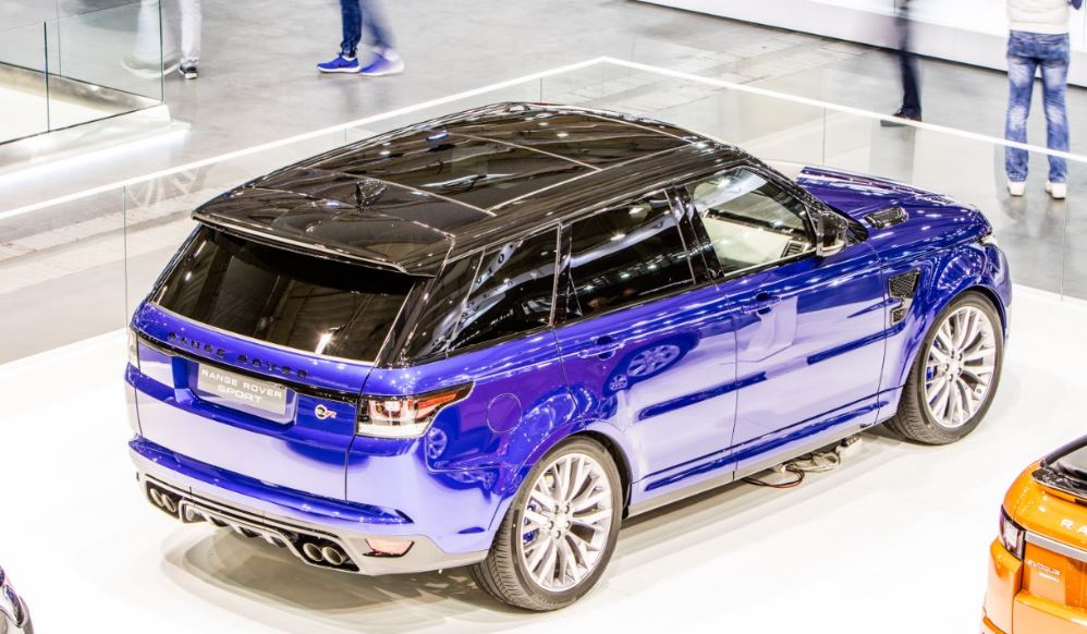 alt="El Range Rover Sport 2017 visto desde el aire"