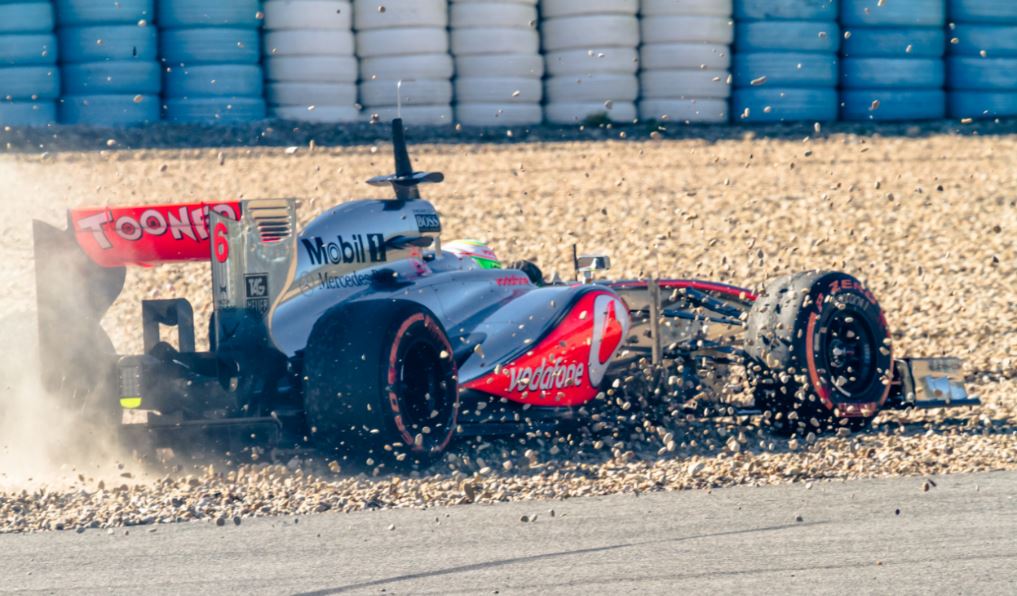 alt="El meicono piloto de Fórmula Uno Sergio Pérez, conocido como el checo Pérez"