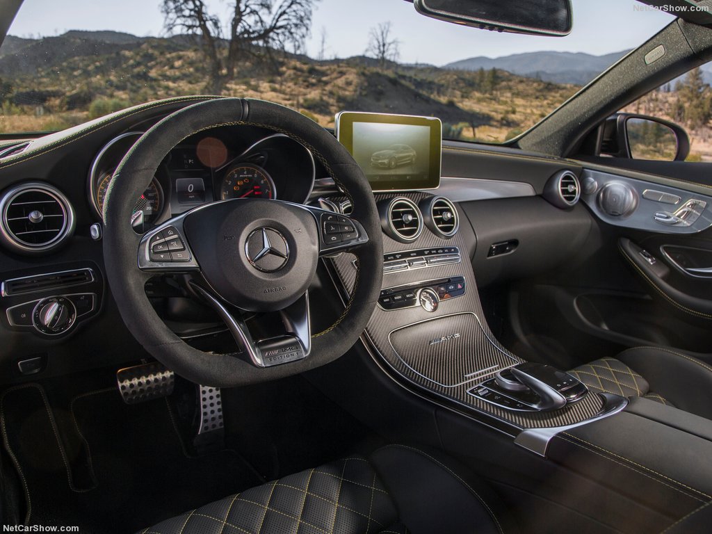 2017 Mercedes-AMG C63 Coupé Edition 1: interior