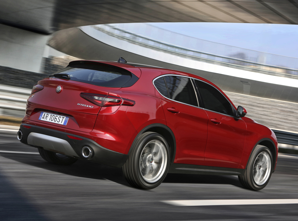Alfa Romeo Stelvio: trasera