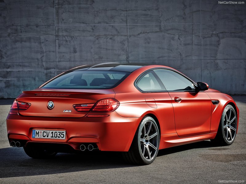 BMW M6: trasera