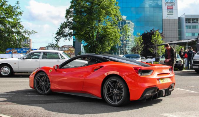 Parte trasera del Ferrari 488 GTB