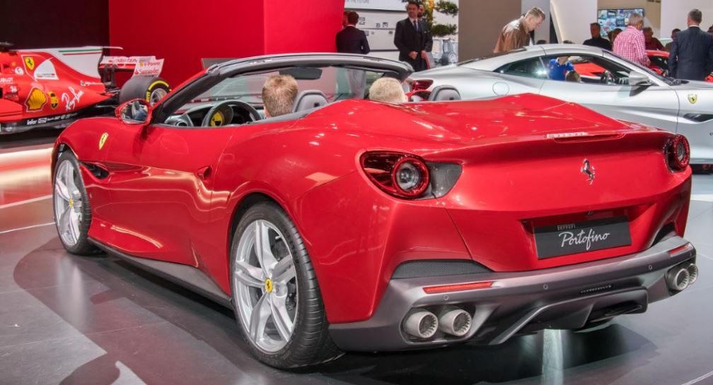 imagen trasera del Ferrari Portofino