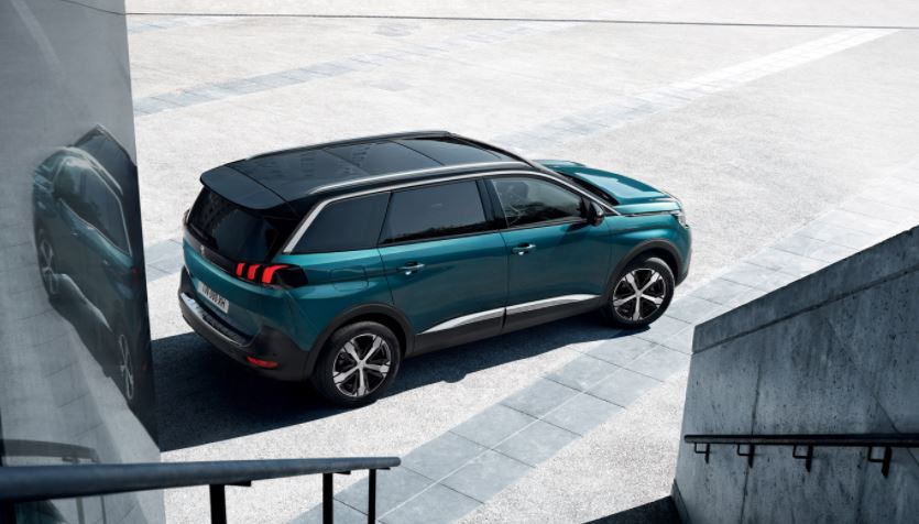 Imagen exterior del Peugeot 5008.