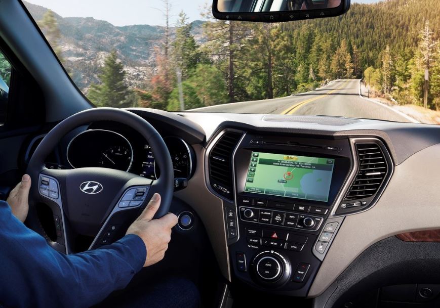 Interior del Hyundai Grand Santa Fe.