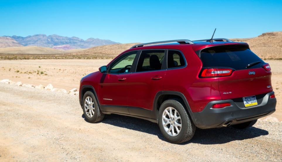 Jeep Cherokee: trasera