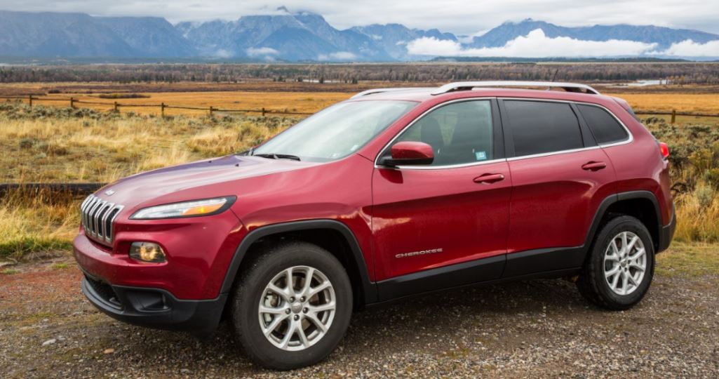 Jeep Cherokee: vista frontal-lateral