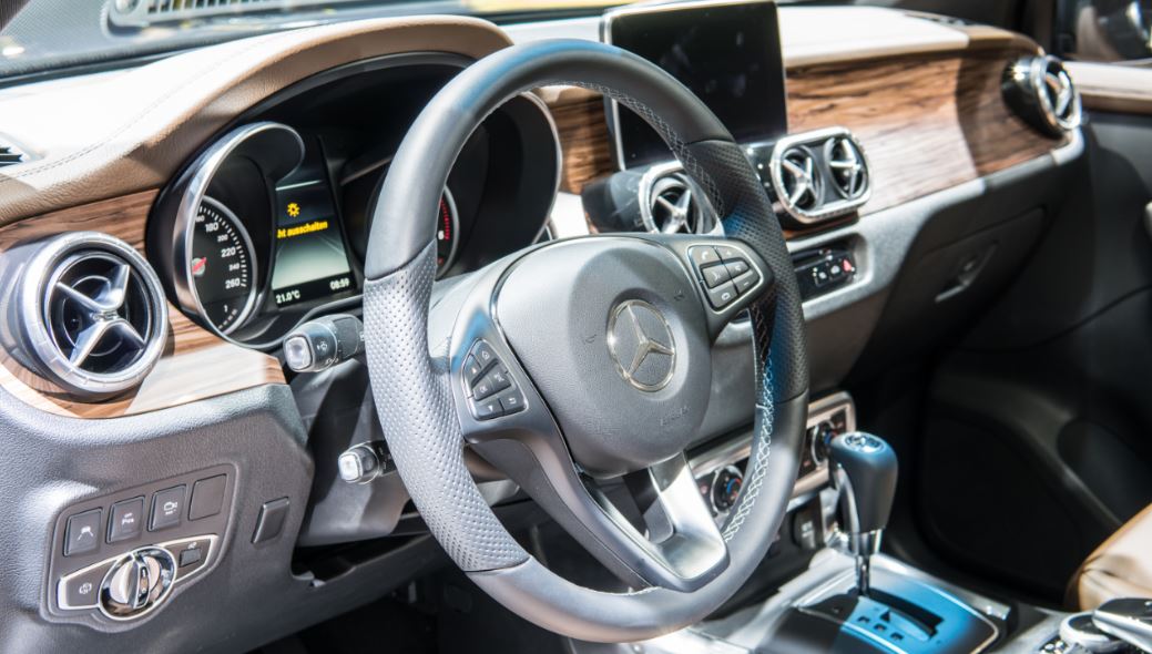 mercedes clase x interior exclusivo