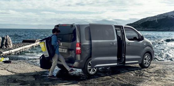 Nuevo Peugeot Traveller Combi vehículo comercial, monovolumen furgón 2018