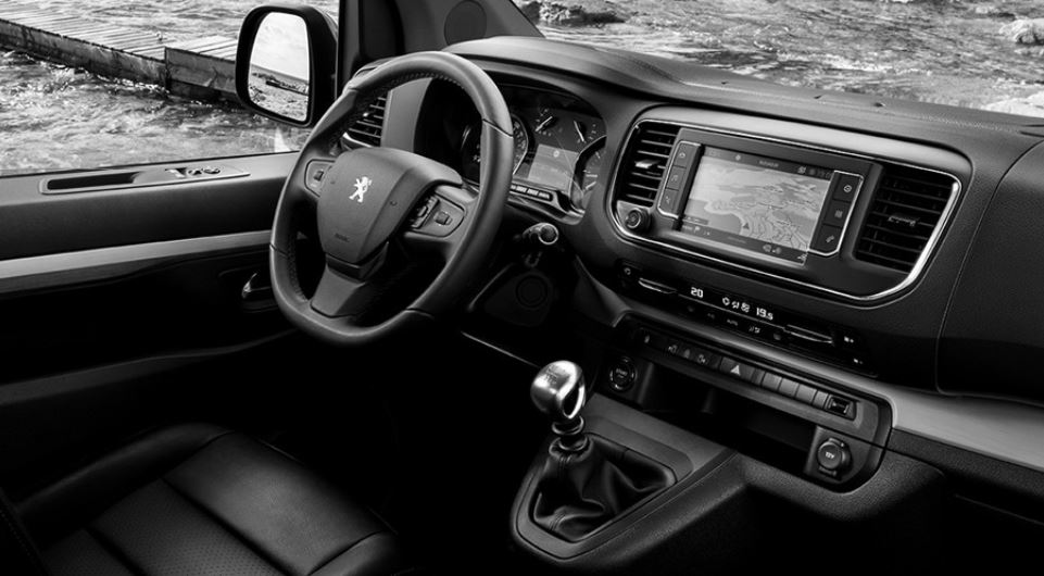 Nuevo Peugeot Traveller Combi vehículo comercial, monovolumen furgón 2018