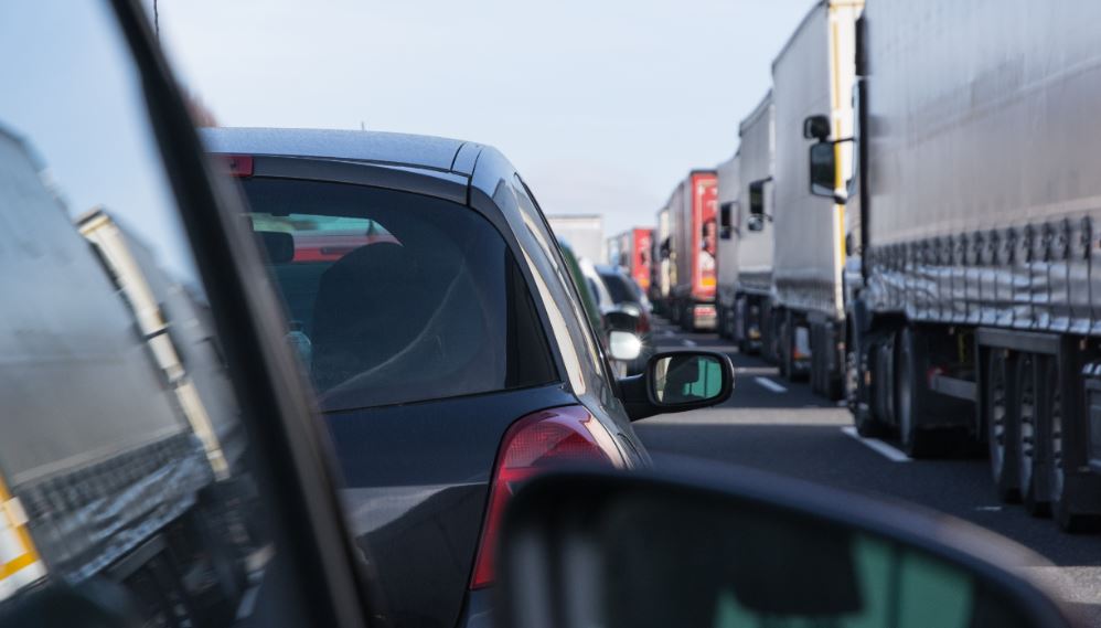Ángulo muerto retrovisor tráfico seguridad accidentes