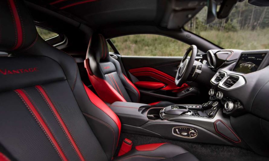 Nuevo Aston Martin Vantage interior superdeportivo lujo