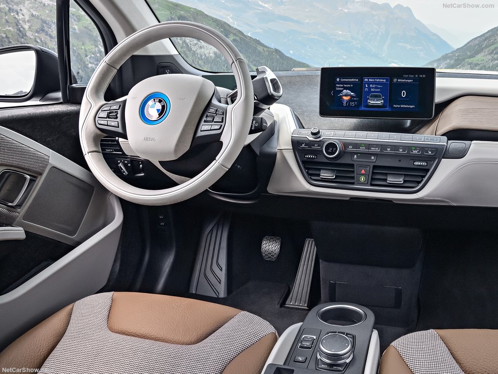 BMW i3: interior