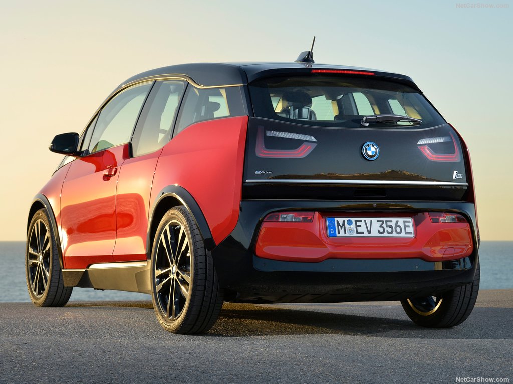 BMW i3: trasera