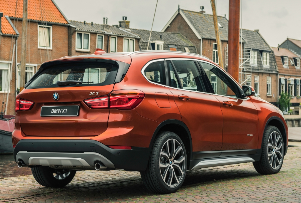 BMW X1: trasera