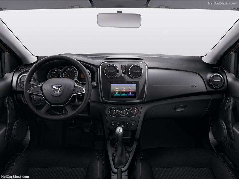 Dacia Logan: interior
