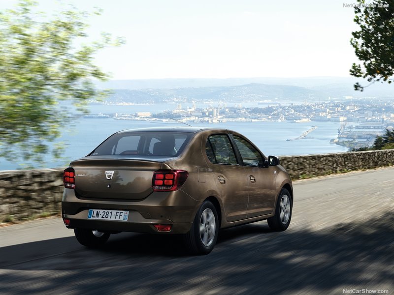 Dacia Logan: trasera
