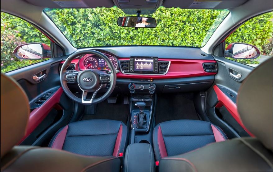Interior del nuevo Kia Rio.
