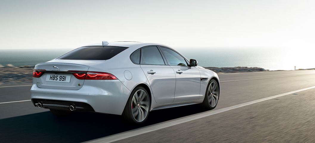 Jaguar XF 2017 berlina premium