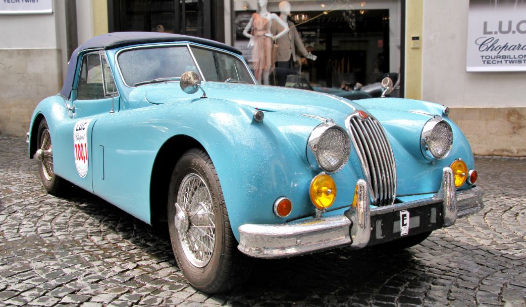 Jaguar marca británica lujo historia