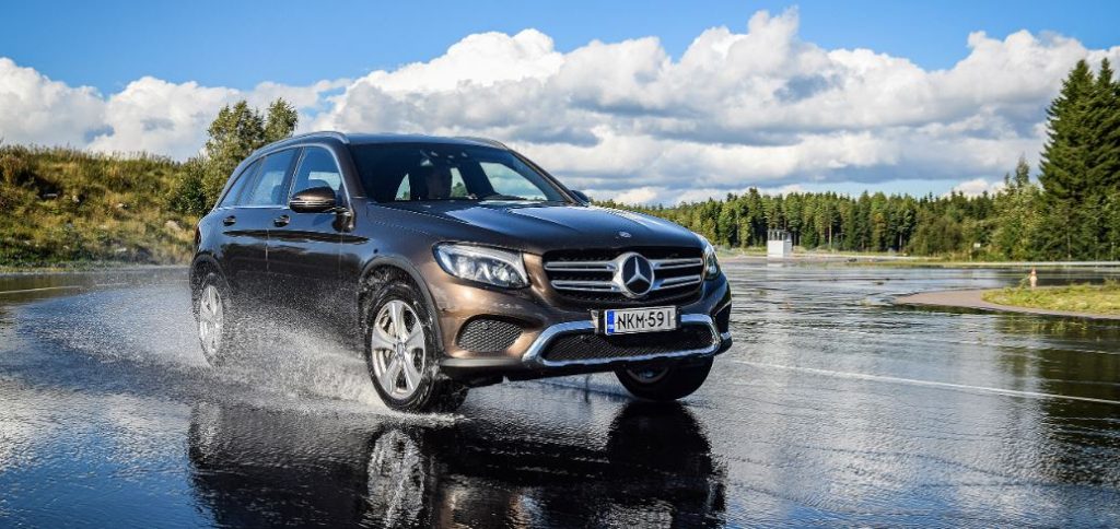 Presión correcta de los neumáticos seguridad riesgos