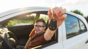 ¿Cuál es la mejor póliza si eres menor de 25 años?