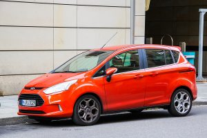 Ford B-Max-en-la-calle