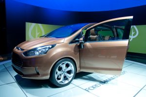 Ford-B-Max-lateral