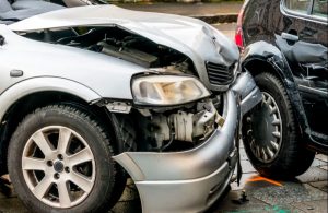 ¿Cómo actuar en caso de accidente en carretera?