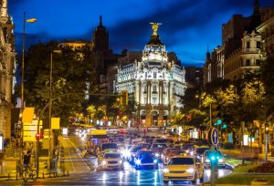 Descubre la edad del parque automovilístico español