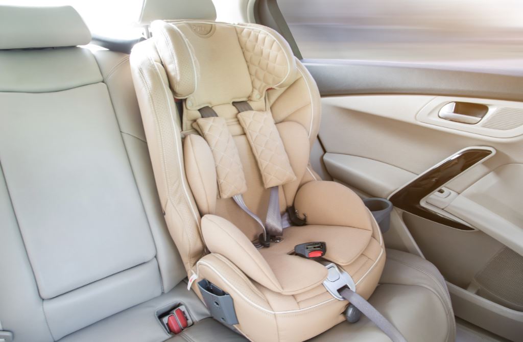 innovaciones en seguridad vial, ciclista, bebe, cinturón de seguridad.