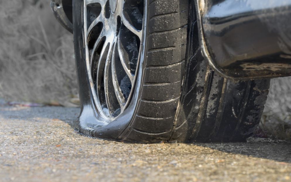 Kit anti pinchazos o rueda de repuesto, comparativa de ventajas y desventajas