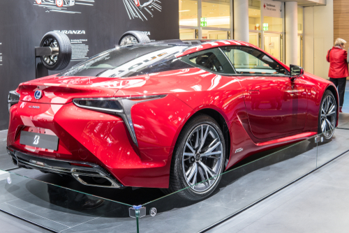 Lexus LC 500h 2017: trasera