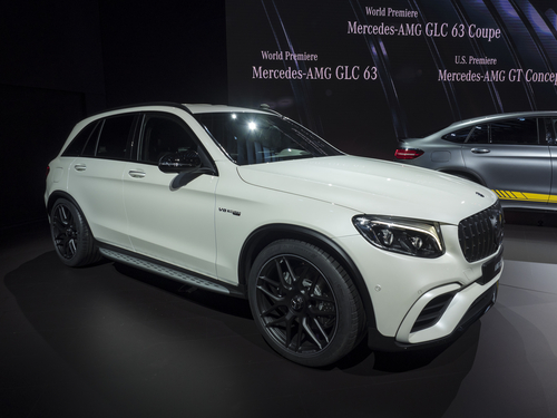 Mercedes AMG GLC 63: lateral