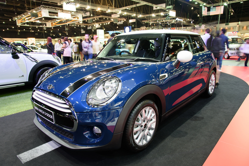 MINI 3 puertas, la leyenda continúa