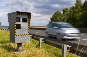 Varapalo judicial contra la DGT: es ilegal multar sin saber quién conduce