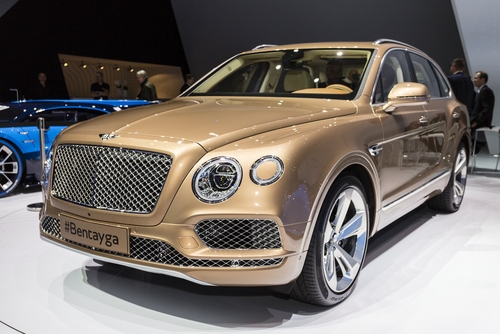 Reloj Breitling Tourbillon del Bentley Bentayga SUV