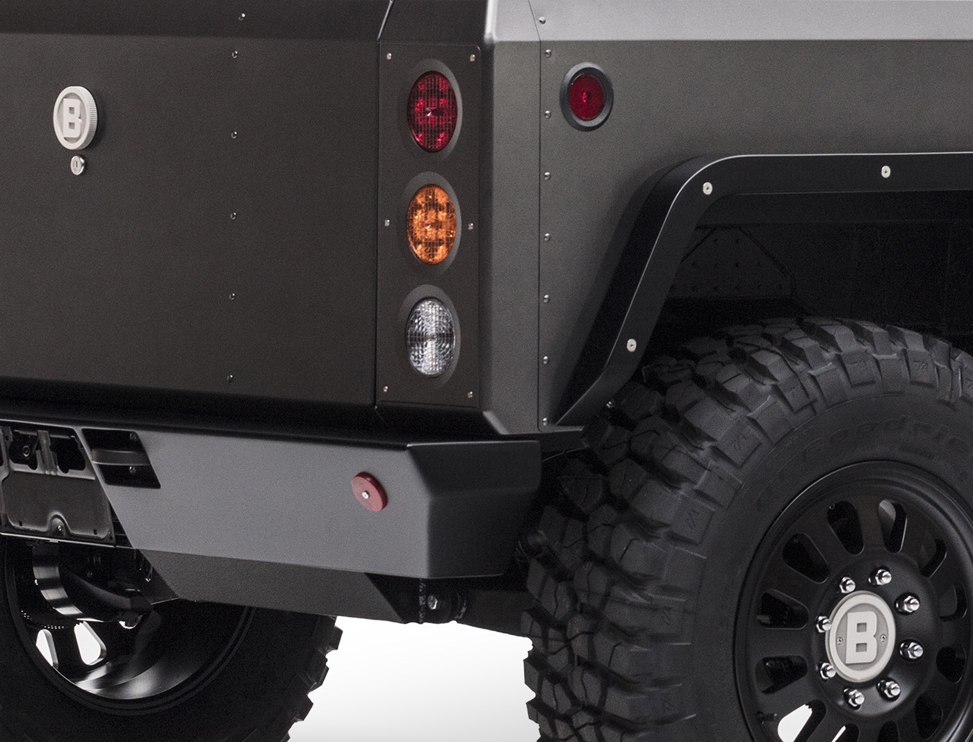 Bollinger B1: trasera