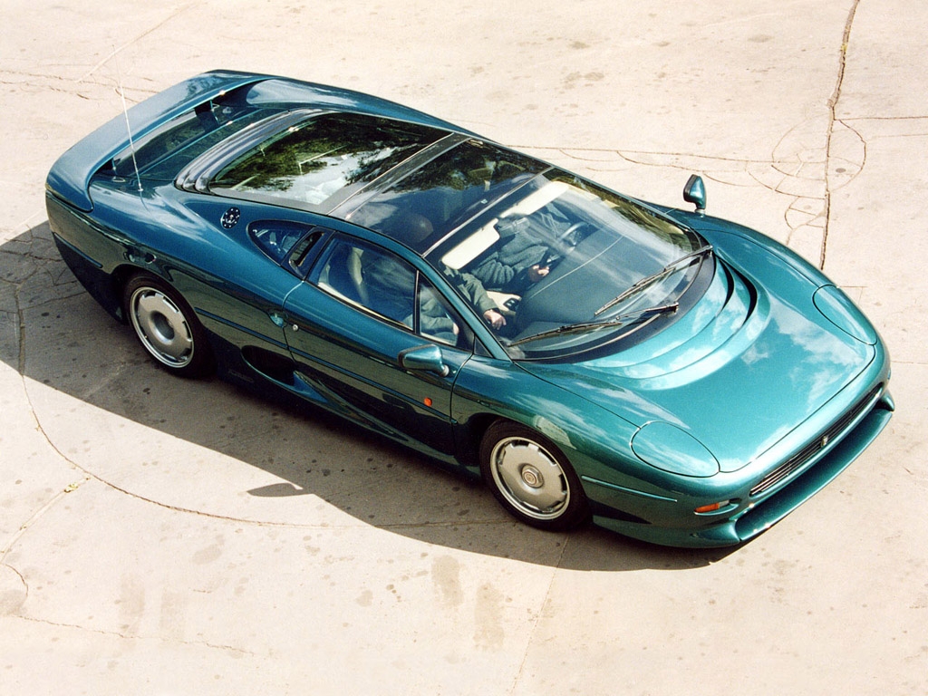 Deportivo Jaguar XJ220 clásico