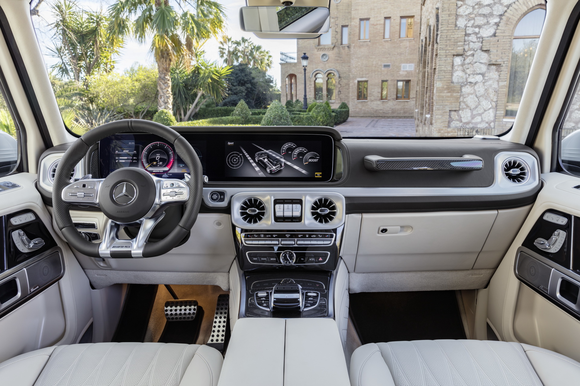 Mercedes-AMG G 63 2018: interior