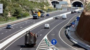 Denuncias por conducir en el carril izquierdo sin motivo