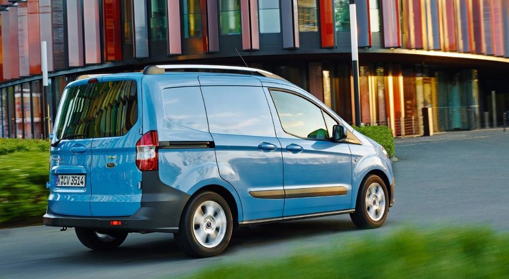 Diseño del Ford Transit Courier.