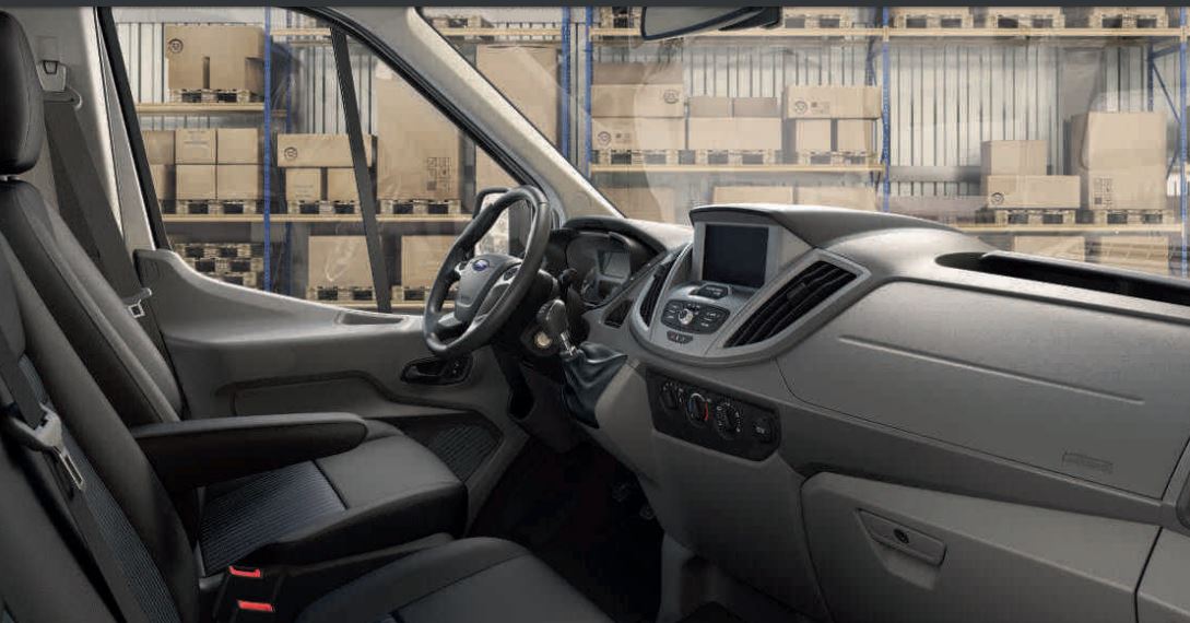 Interior del Ford Transit Autocaravana.