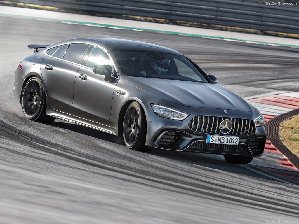 Mercedes-AMG GT 4, un nuevo rival para el Porsche Panamera