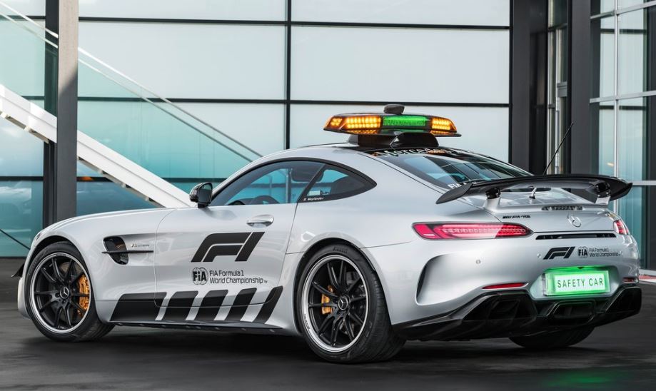 El Mercedes-AMG GT R F1 es el nuevo Safety Car de la Fórmula Uno.