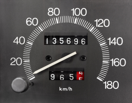 Cómo saber el kilometraje real de un vehículo